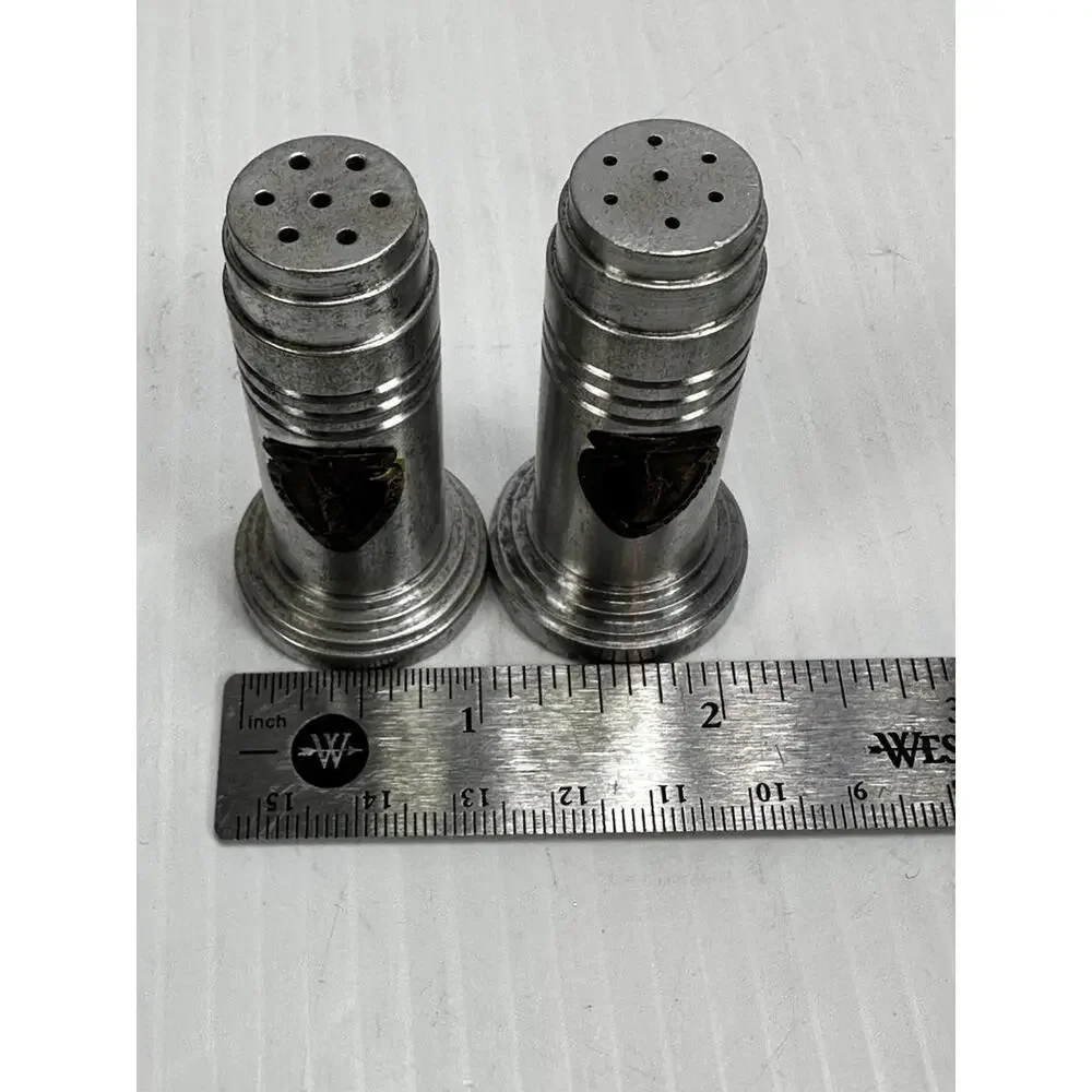 Vintage Aluminum New York Salt & Pepper Shakers Statue of‎ Liberty Souvenir